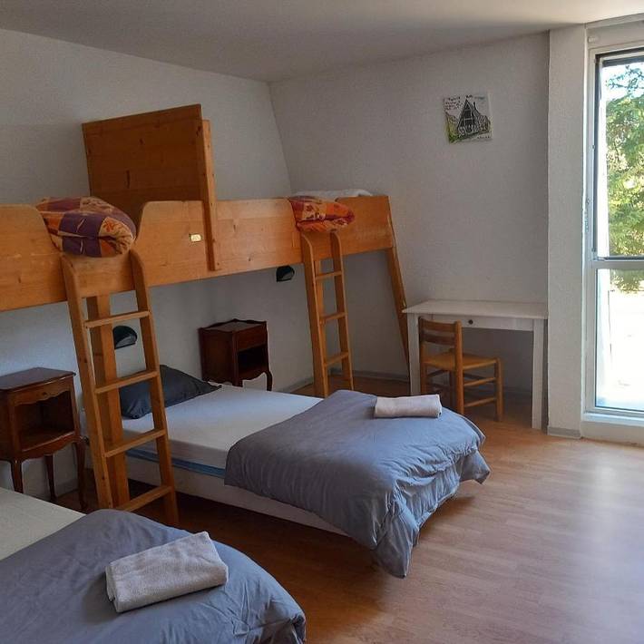 Hôtel pour 4 personnes, avec jardin et sauna dans Cubières - 2
