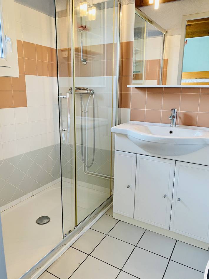 Gîte pour 7 personnes, avec terrasse dans Biscarrosse Plage - 3