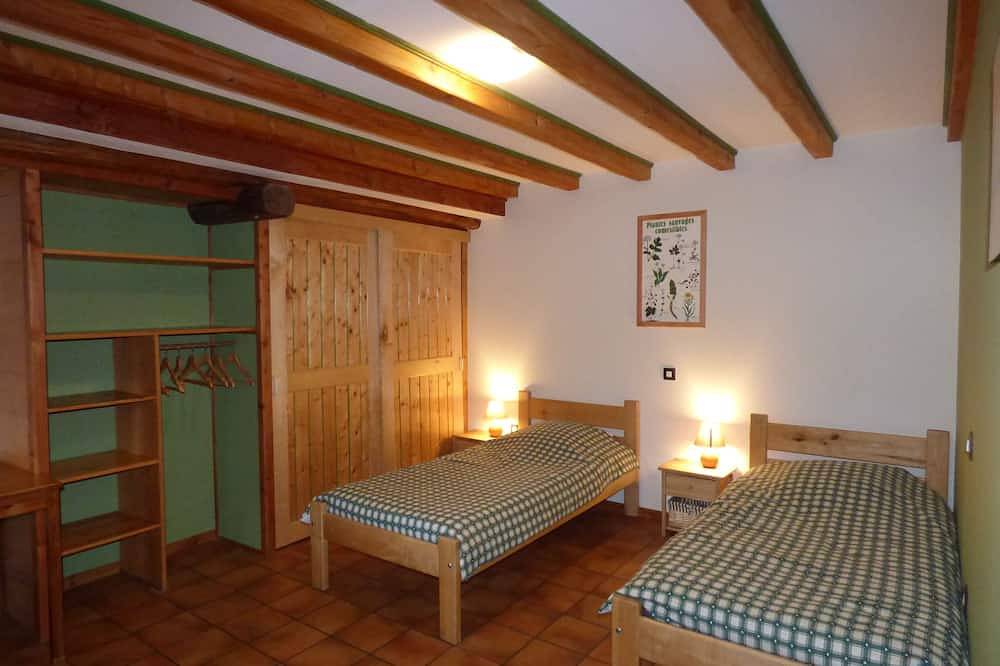 Chalet for family vacations and nature lovers. Pets welcome. in Dolleren, Parque natural regional de los Ballons des Vosges