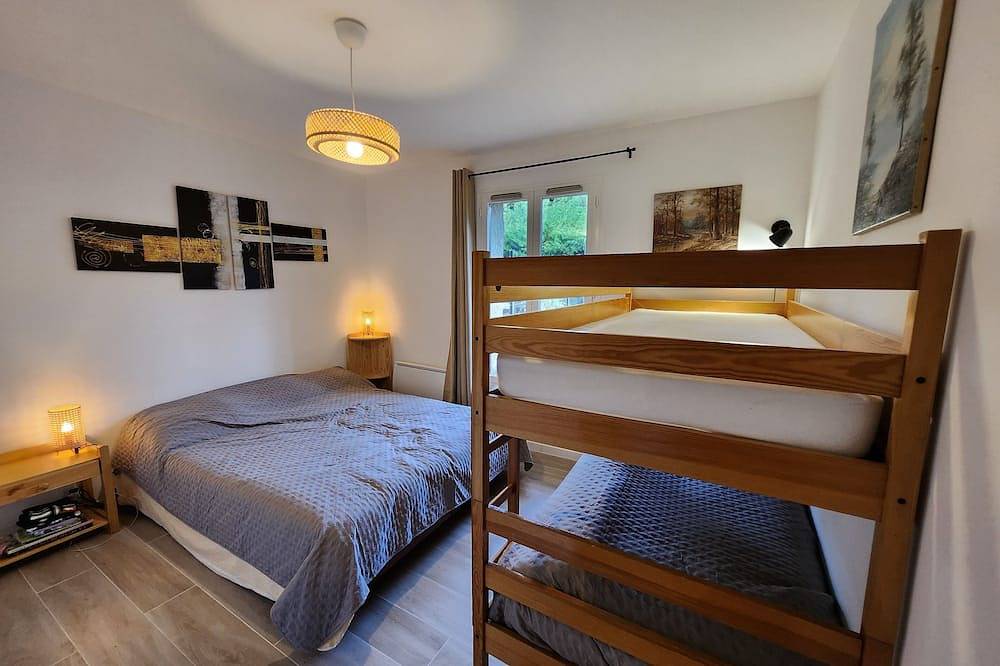 Appartement entier, Appartement T3 avec jardin proche du centre in Saint-Bonnet-en-Champsaur, Parc national des Écrins