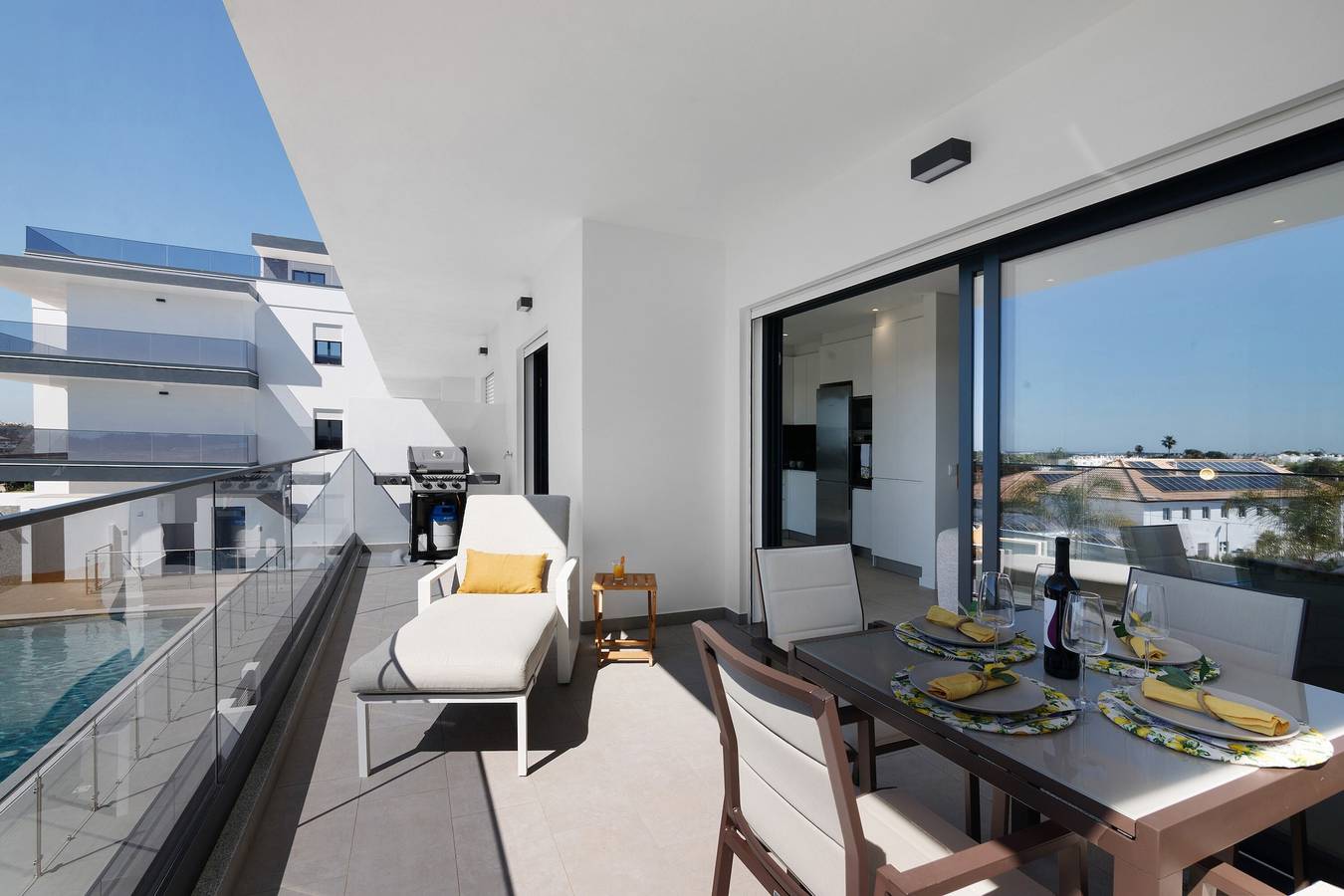 Apartamento inteiro, Apartamento 'Clearwater View' com vista para o mar, Wi-Fi e ar condicionado in Cabanas de Tavira, Conceição e Cabanas de Tavira