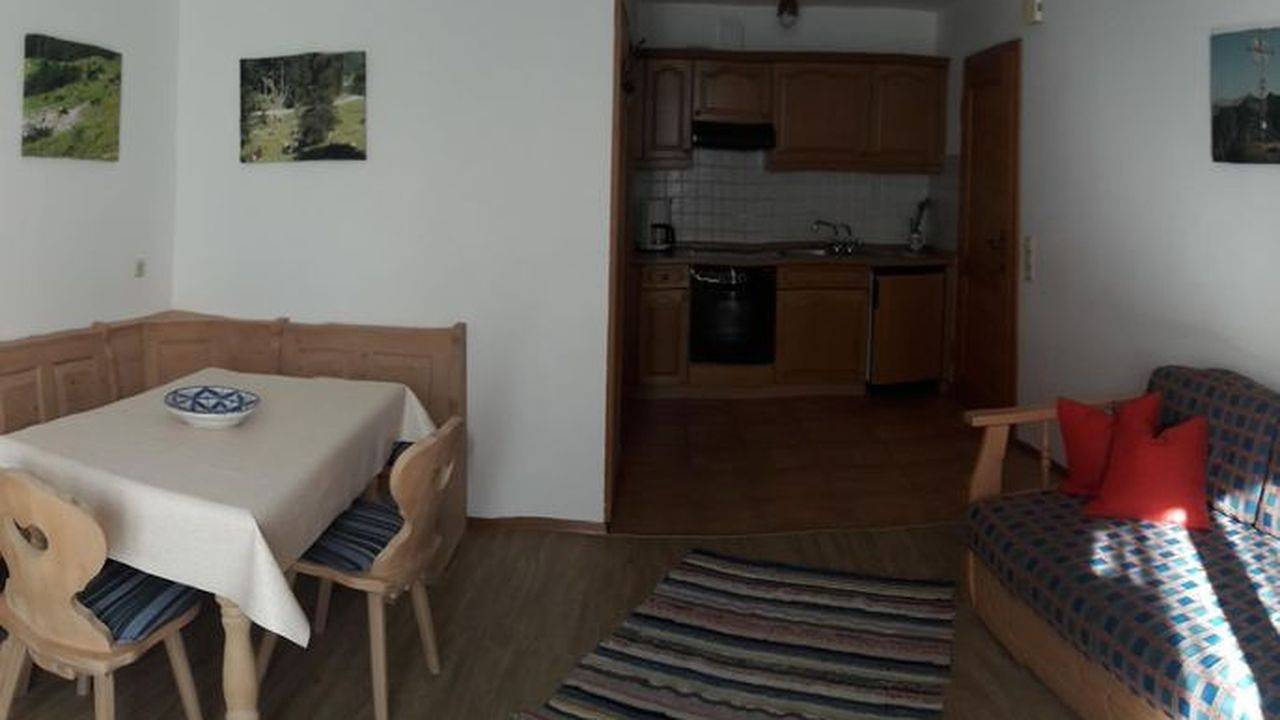 Ganze Ferienwohnung, Ferienwohnung für 2 Personen (49 m²) in Oberammergau in Oberammergau, Bayerische Alpen