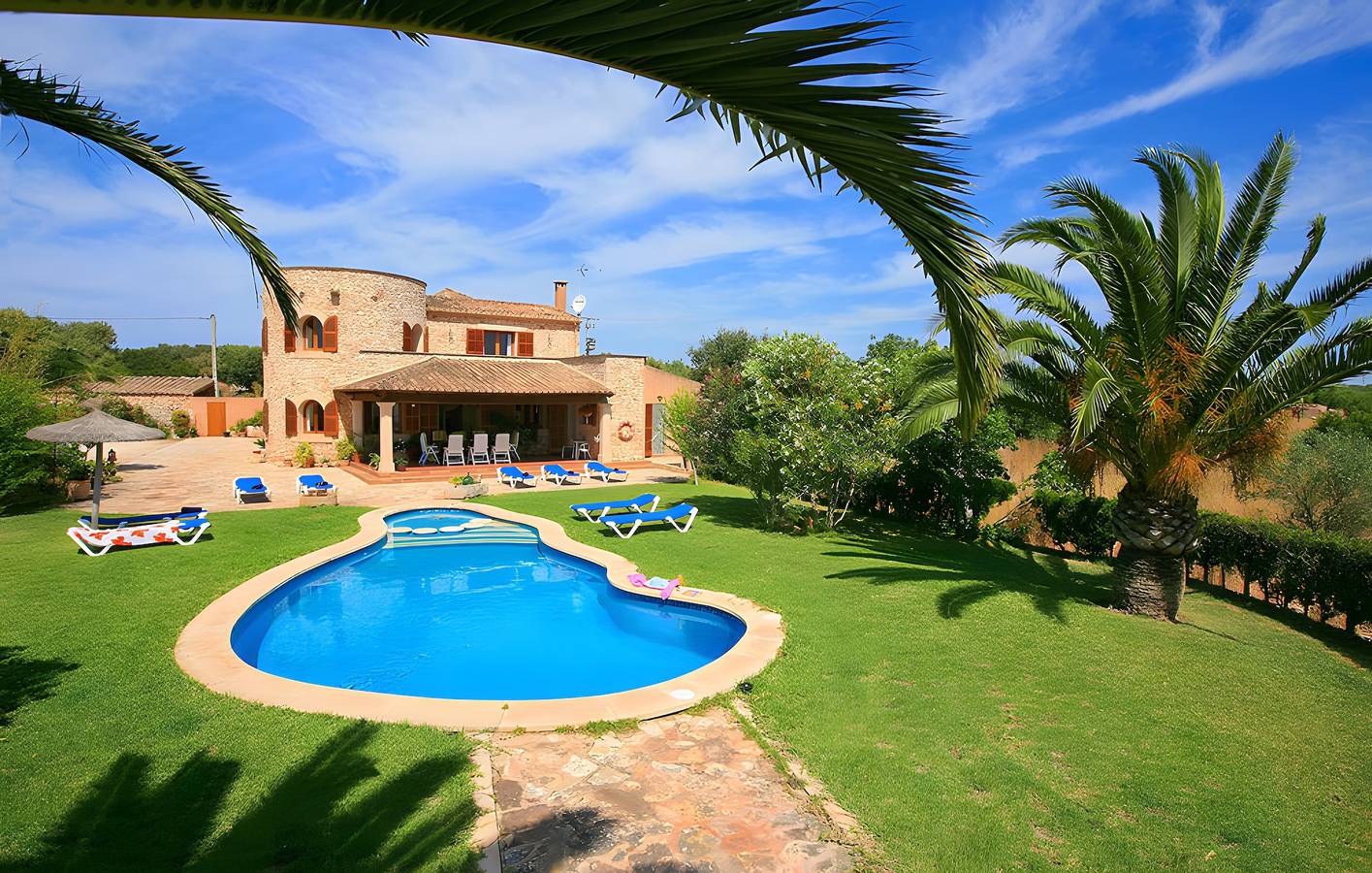Maison de vacances « Es Rafal Nou » avec piscine privée, Wi-Fi et climatisation in Es Llombards, Santanyí
