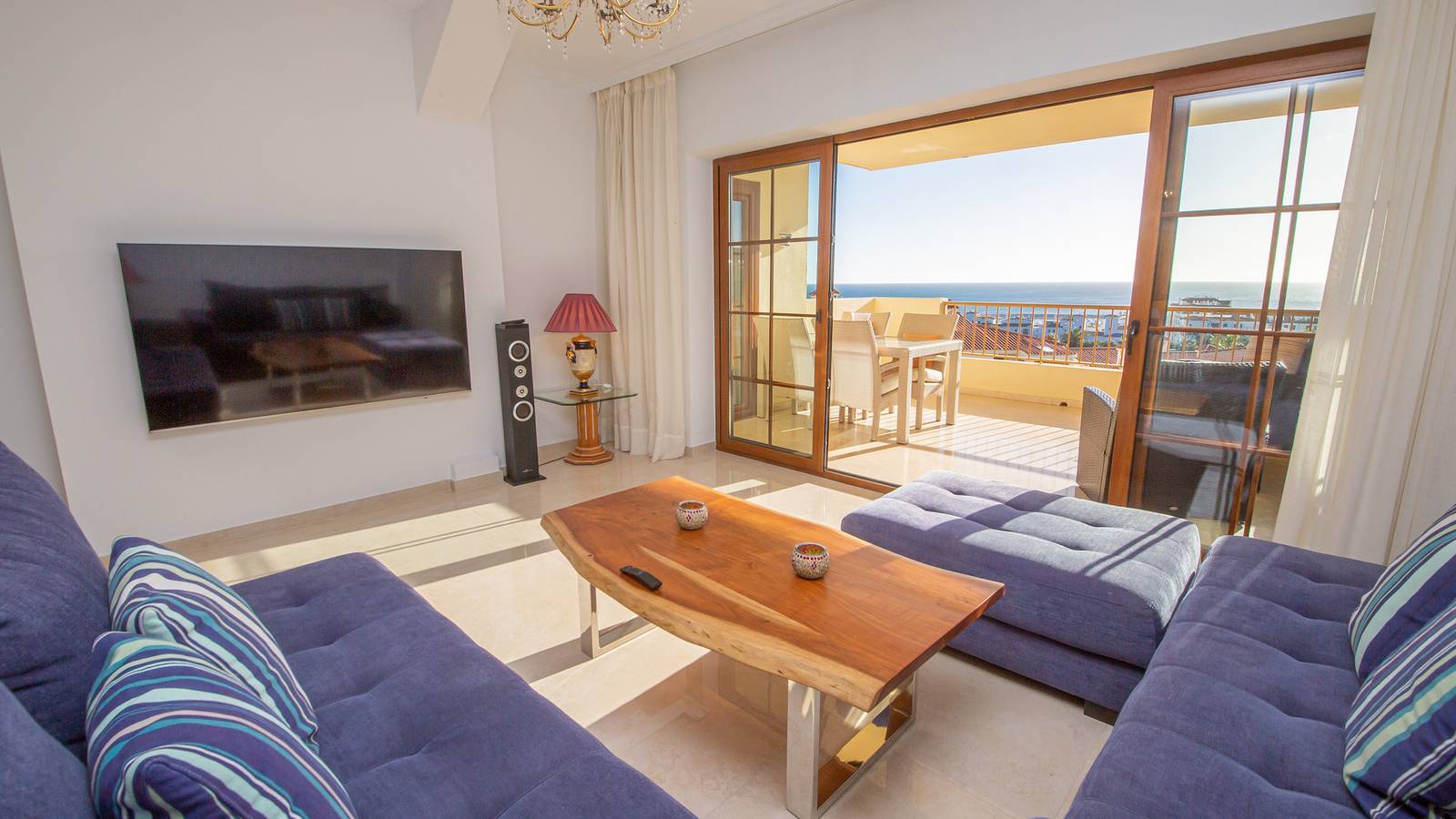 Entire apartment, Los Castillos 12 in Puerto de la Duquesa, Manilva