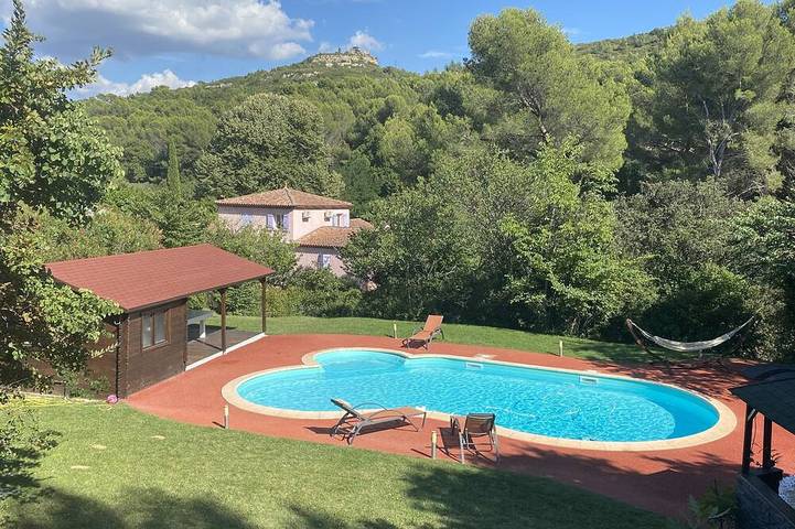 Villa pour 12 personnes, avec jacuzzi et jardin à Salon-de-Provence