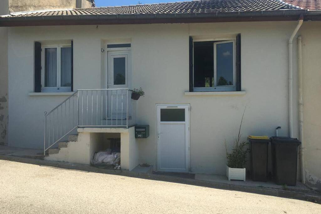 One-Bedroom House in Ceyzériat, Région de Bourg-en-Bresse