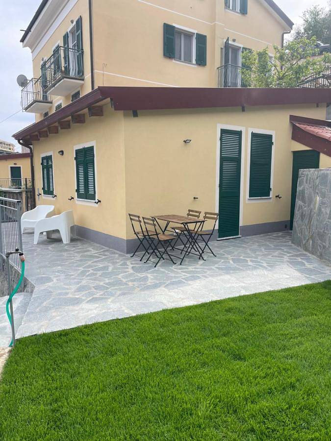 Gîte pour 3 personnes, avec Balcon et Terrasse ainsi que Jardin et Vue