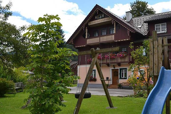 Chalet für 10 Personen, mit Balkon und Garten in Pruggern