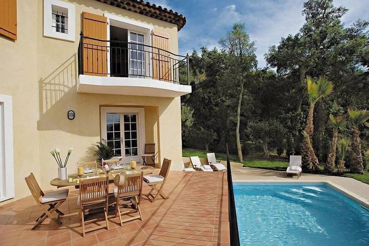 Villa pour 8 personnes, avec jardin et terrasse à Sainte-Maxime