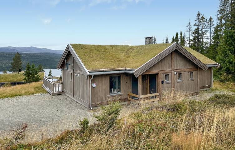 Ferienhaus für 8 Personen mit Garten in Sør-Fron