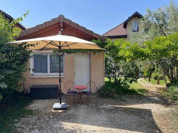 Gîte pour 2 personnes, avec jardin et vue à Saint-Jorioz