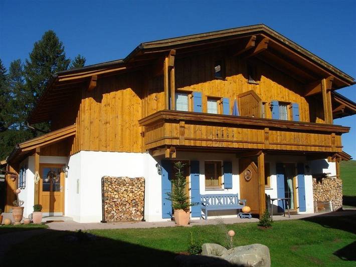 Ferienhaus für 6 Personen, mit Balkon und Terrasse sowie Garten in Lechbruck am See