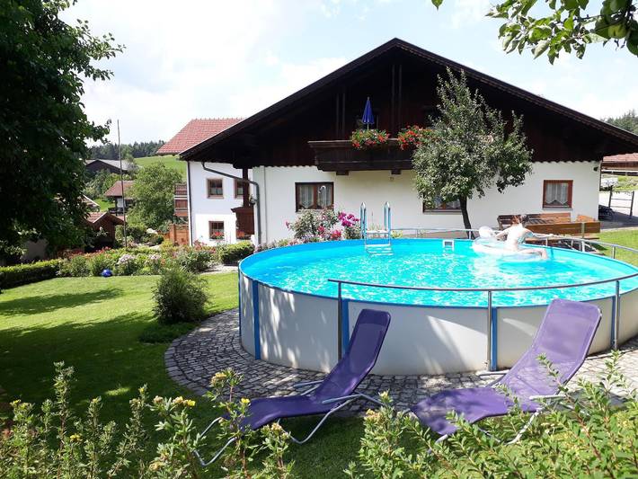 Ferienhaus für 5 Personen, mit Pool und Garten im Bayerischer Wald