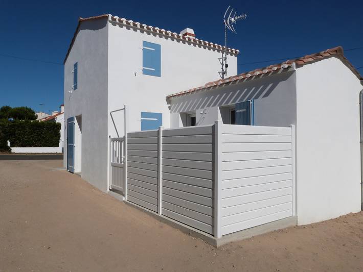 Holiday home for 2 people, with terrace in France
