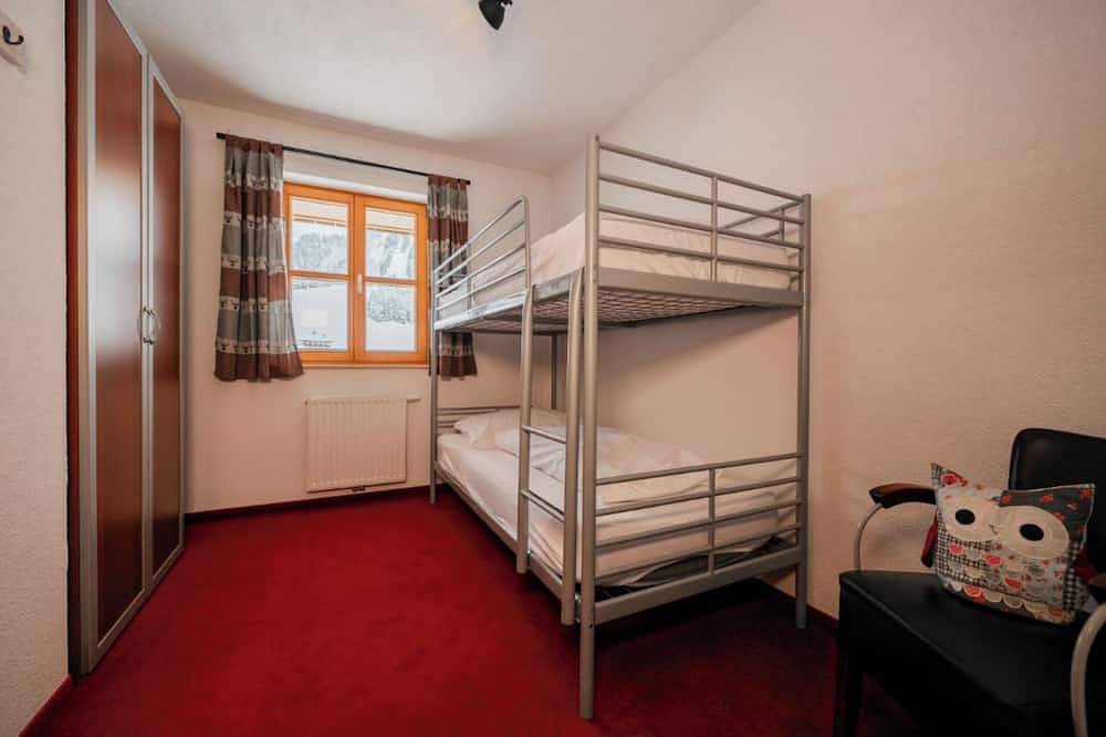 Ganze Wohnung, Chalet zur Rose 3-Zimmer-Wohnung „Alpen Lilie“ 2-8 Personen (95m2) in Berwang, Außerfern