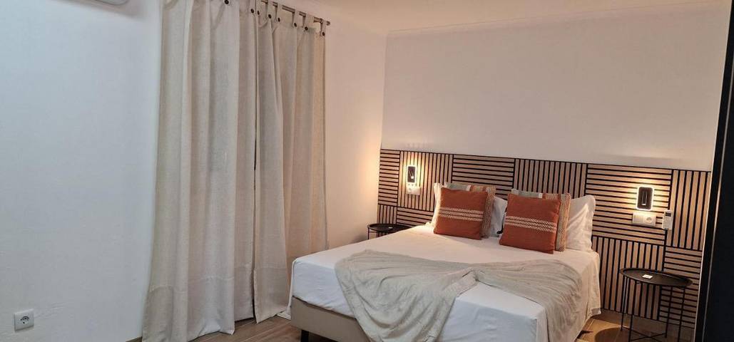 Location de vacances pour 5 personnes, avec vue et bassin pour enfant ainsi que piscine et balcon à Campo Maior - 4