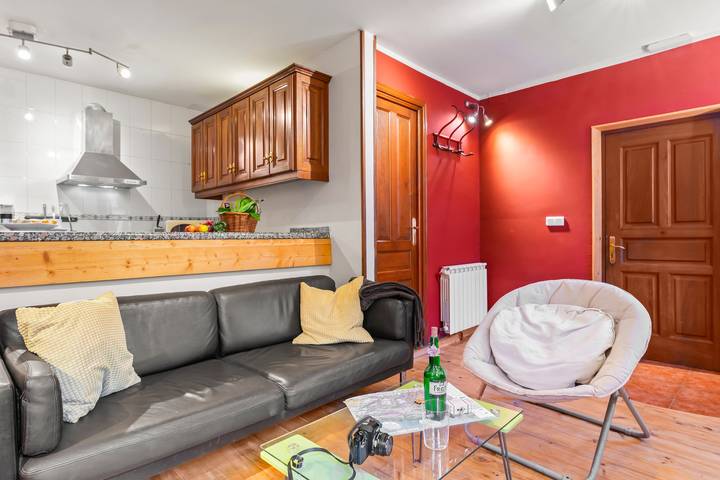 Chalet para 2 personas, con Jacuzzi y Jardín en Lagos de Covadonga - 3