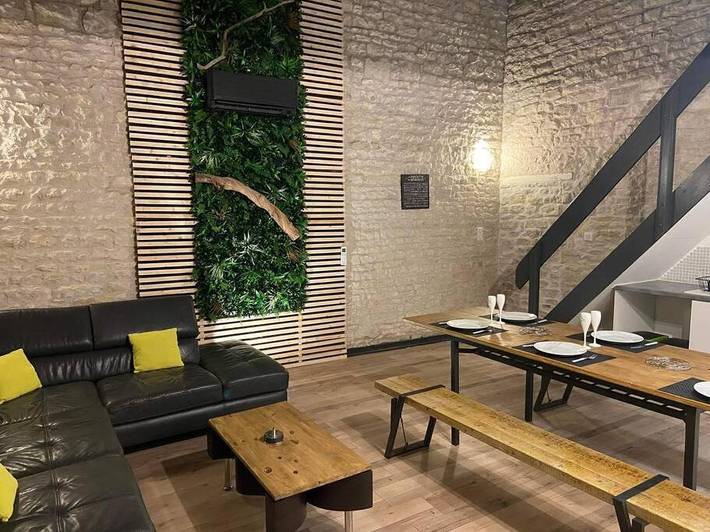 Location de vacances pour 6 personnes, avec Jacuzzi à Andilly
