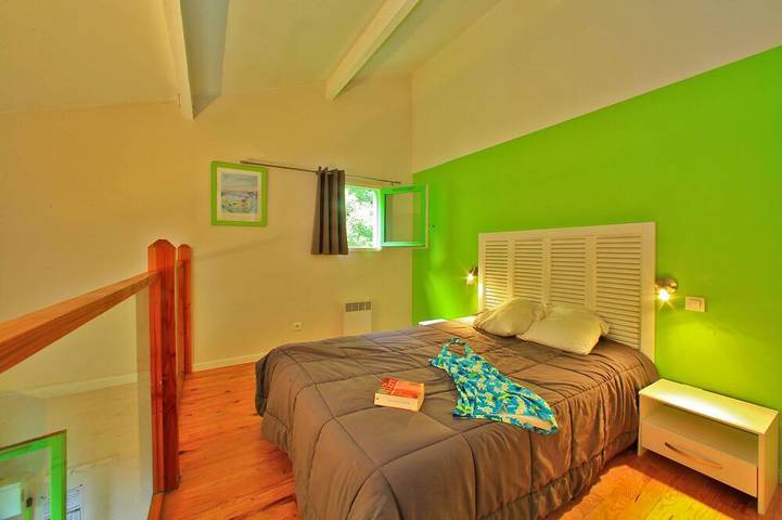 Gîte pour 2 personnes, avec jacuzzi et jardin ainsi que piscine et sauna, animaux acceptés à Messanges - 2