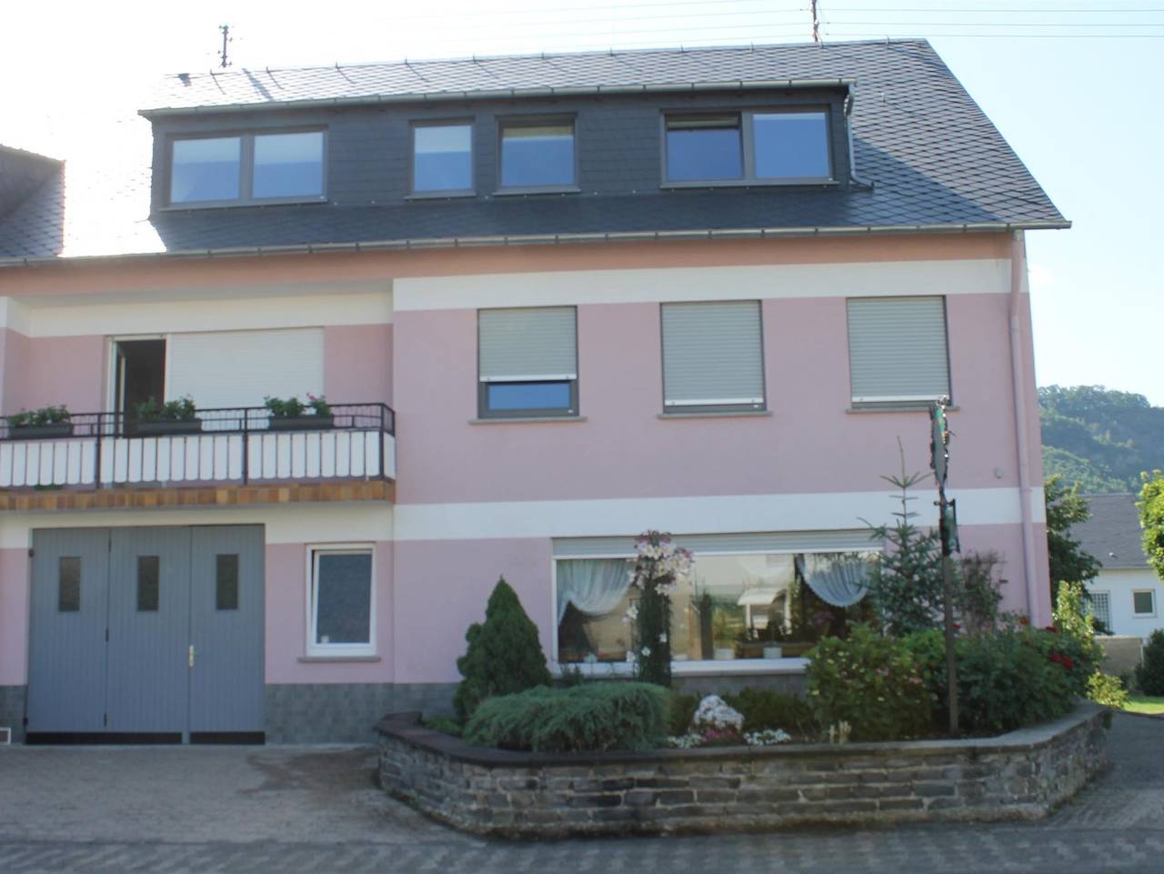 Ferienweingut Manfred Schneiders - Doppelzimmer Nr. 2 in Kröv, Bernkastel-Kues & Umgebung