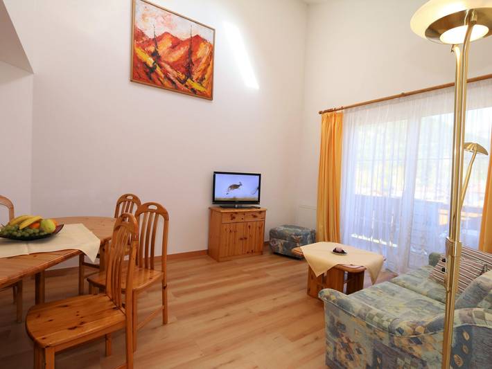 Ferienwohnung für 6 Personen, mit Balkon in Bichlbach - 3