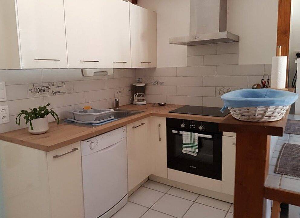 Gite bas - Gîtes Béral avec piscine privée in Condezaygues, Région de Villeneuve-sur-Lot