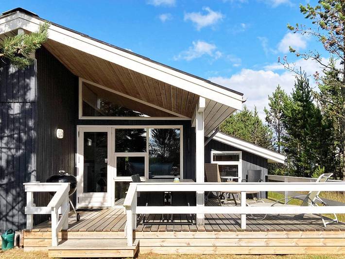 Ferienhaus für 6 Personen, mit Terrasse und Sauna sowie Whirlpool, kinderfreundlich in Aalbæk - 4
