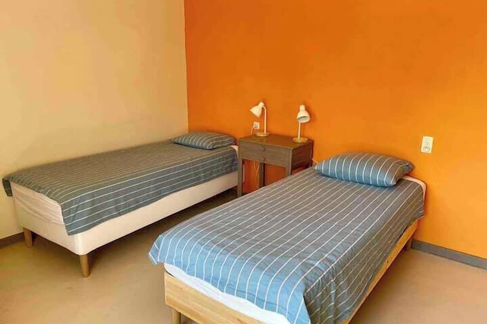 Apartamento entero, The priory house in Vézénobres, Región de Alès