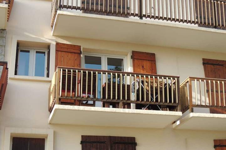 Appartamento intero, Charming south-facing studio-cabin for 4 people in Font-Romeu-Odeillo-Via, Parco naturale regionale dei Pirenei catalani