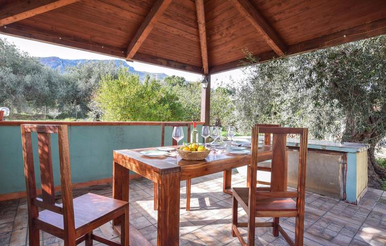 Gemütliche 2BR Wohnung | AC, Waschmaschine, Parkplatz | Nähe Strand in Altavilla Milicia, Palermo Provinz