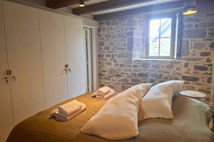 Location de vacances pour 14 personnes, avec jardin à Plouzélambre - 4