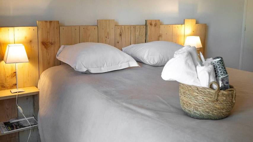 Hôtel pour 2 personnes, avec jardin à Ginasservis