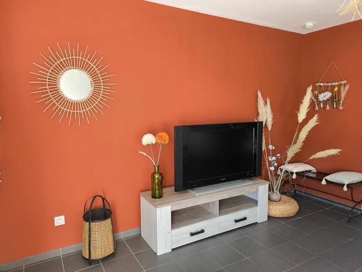 Gîte pour 6 personnes, avec jardin ainsi que terrasse et vue à Genas - 2