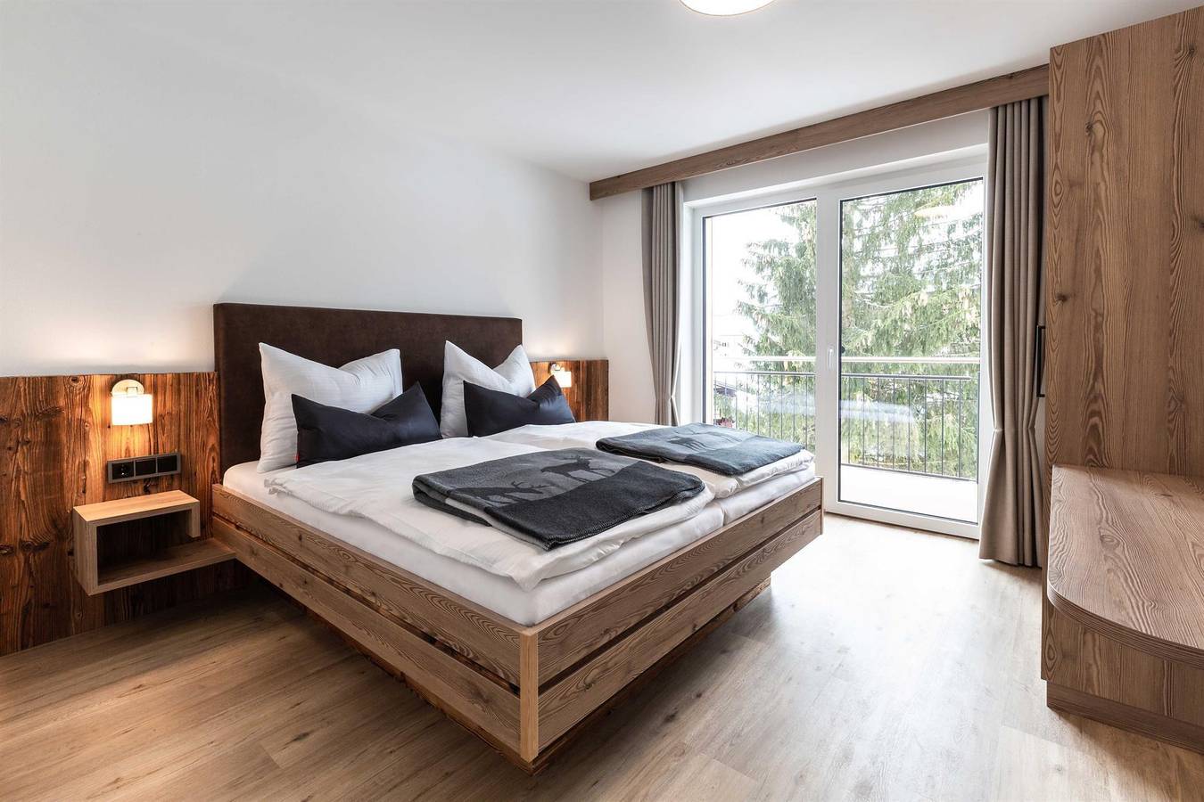 Geheel vakantieappartement, Appartement, douche en bad, Wc, 2 slaapkamers in Riezlern, Mittelberg