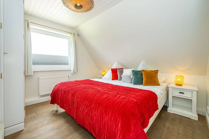 Ganze Wohnung, Gemütliche Ferienwohnung für bis zu 4 Personen in Wenningstedt in Nordfriesische Inseln (Schleswig-Holstein) (Schleswig-Holstein), Wenningstedt