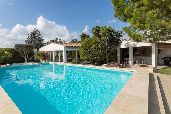 Villa pour 6 personnes, avec jardin ainsi que terrasse et piscine à Narbonne