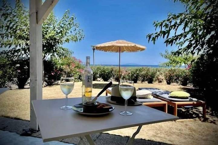 Villa pour 6 personnes, avec terrasse ainsi que jardin et piscine, animaux acceptés