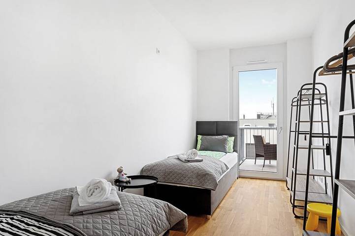 Ganze Wohnung, Fantastische 3-Zimmer-Wohnung Eames I Zentrum I Mercedes I Balkon I Parkplatz in Böblingen, Landkreis Böblingen