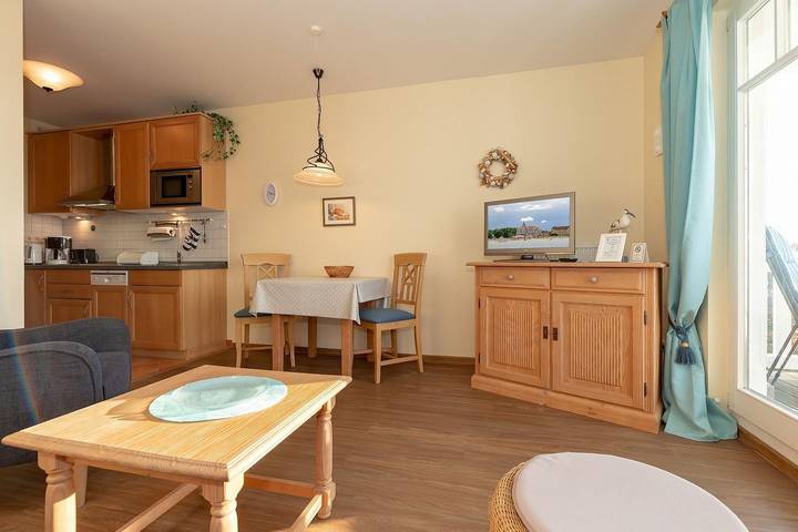 Ferienwohnung für 2 Personen, mit Balkon und Ausblick an der Ostsee - 3