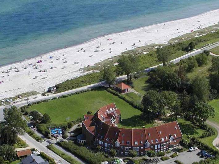 Ferienwohnung für 5 Personen, mit Pool und Seeblick sowie Garten und Sauna in Geltinger Bucht - 2