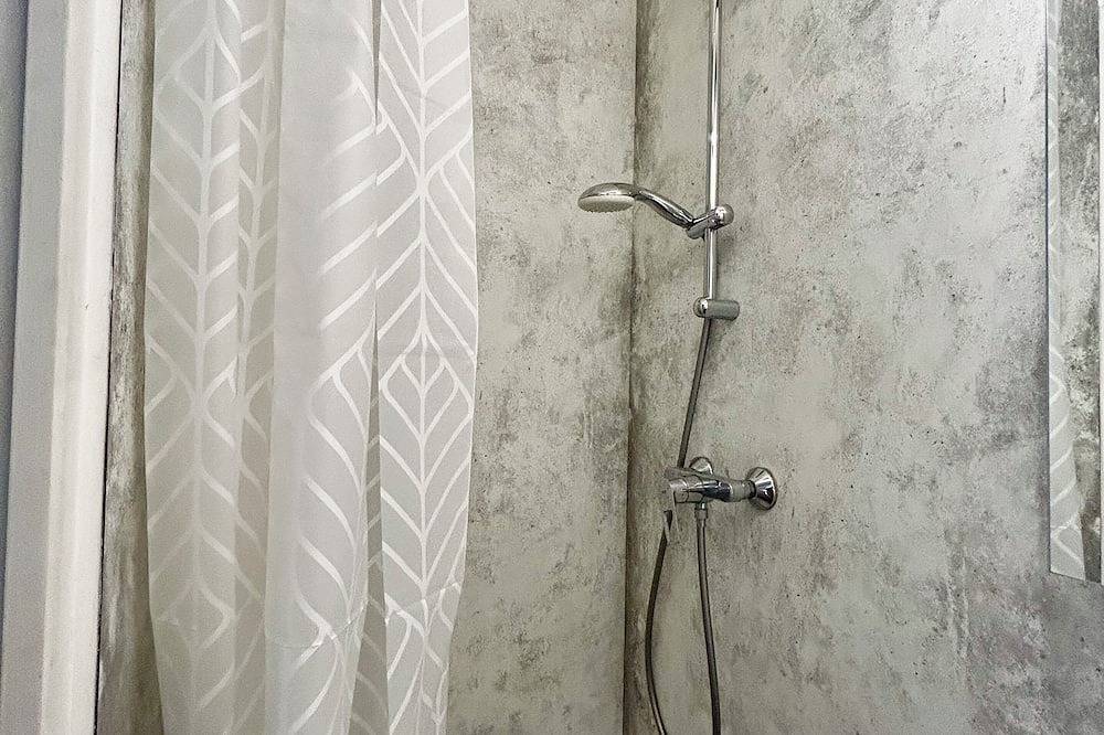 Entire apartment, Cosy studio with terrace at the foot of Paris in Levallois-Perret, Hauts-de-Seine