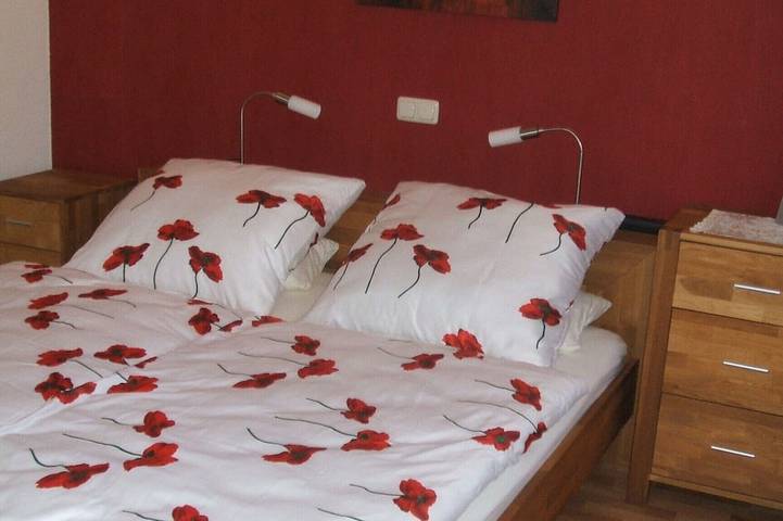 Ferienwohnung für 2 Personen, mit Terrasse und Garten in Ulmen - 2