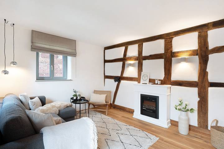 Apartamento entero, Apartamento "Altes Pfarrhaus - Studio" con terraza compartida y Wi-Fi in Gleisweiler, Südliche Weinstraße