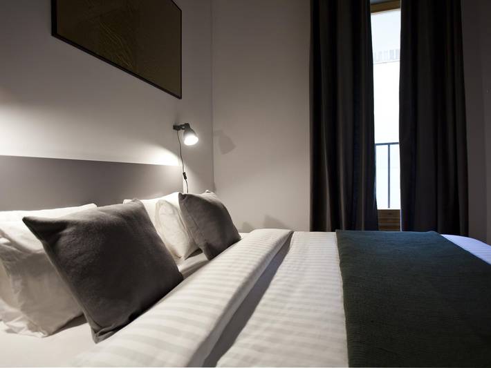 Ganze Ferienwohnung, Ferienwohnung für 8 Personen mit Balkon in Barcelona Zentrum, Barcelona