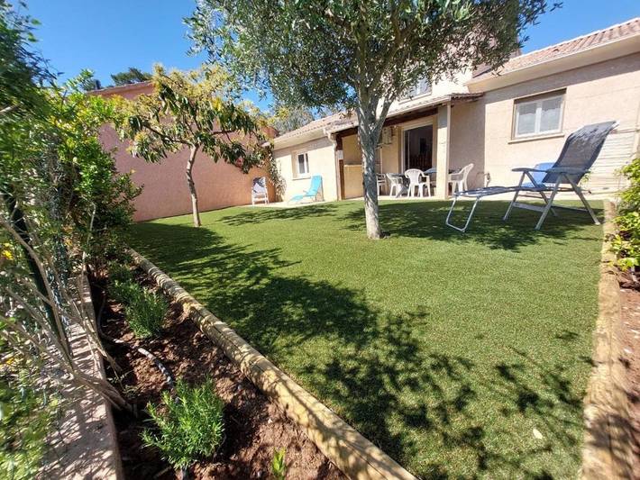 Location de vacances pour 6 personnes, avec Jardin ainsi que Piscine et Vue dans Plage De Prunete - 4