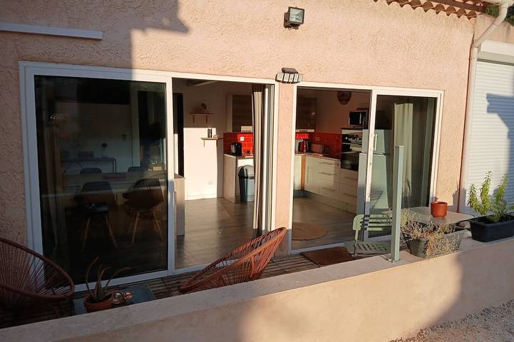 Appartement de vacances pour 2 personnes, avec terrasse et jardin, animaux acceptés - 1