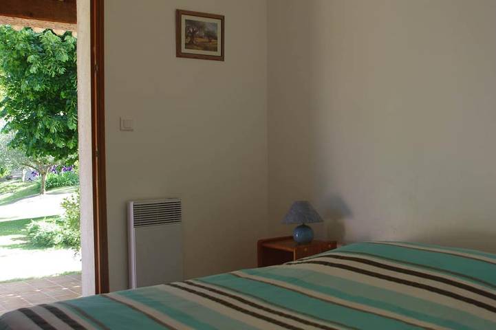 Gîte pour 4 personnes, avec jardin et balcon à Entrevaux - 2