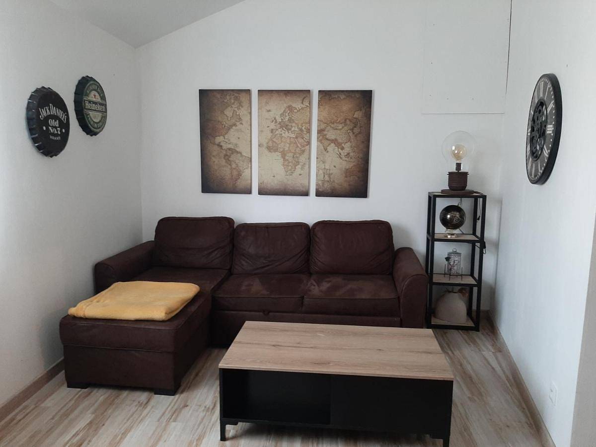 Appartement entier, One-Bedroom Apartment in Chauvigny, Vienne (France)