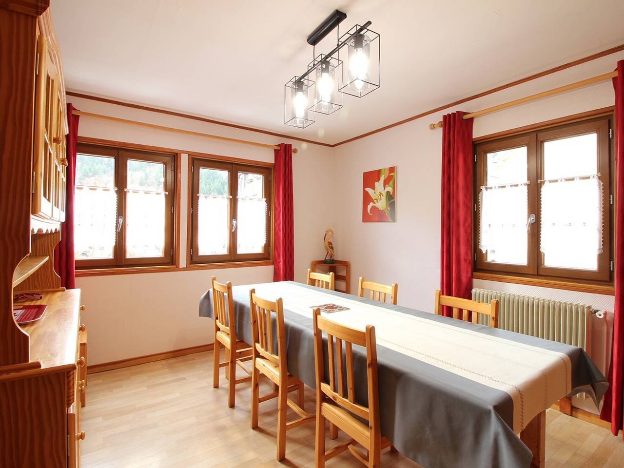 Chalet 6 pièces, 8 pers, proche centre, Wifi in Mont-Dore, Parc naturel régional des Volcans d'Auvergne