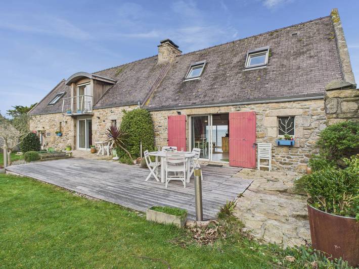 Location de vacances pour 4 personnes, avec Terrasse et Jardin à Plouguerneau